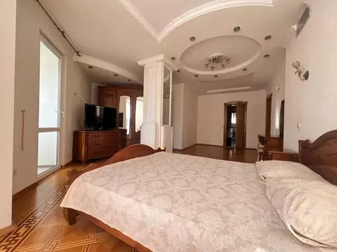 2-к кв. Крым, Ялта ул. Гоголя, 4 (100.0 м)