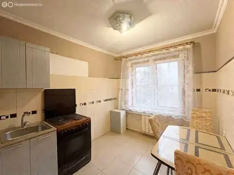 3-комнатная квартира: Владикавказ, улица Астана Кесаева, 5к1 (55 м)