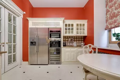 3-к кв. Москва ул. Арбат, 51С1 (133.4 м)