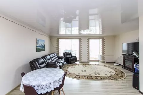 3-к кв. Тюменская область, Тюмень Мелиораторов мкр, ул. Мелиораторов, ...