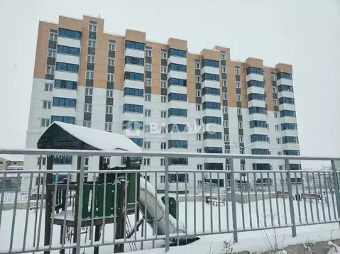 2-к кв. Бурятия, Улан-Удэ 105-й мкр, 47 (61.7 м)