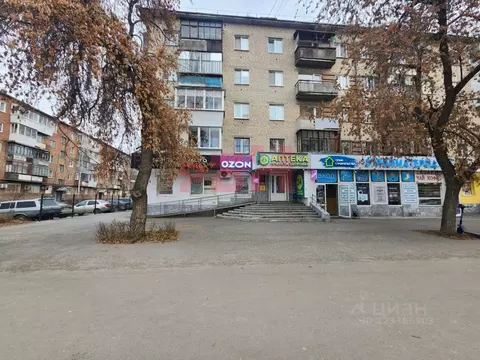 Торговая площадь в Свердловская область, Екатеринбург ул. Старых ...