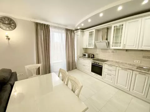 3-к кв. Новосибирская область, Новосибирск ул. 1905 года, 73 (85.0 м)