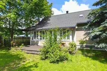 Дом в Псковская область, Печорский муниципальный округ, д. Изборск ул. ...