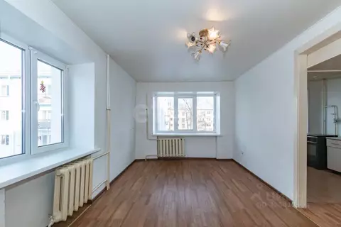 2-к кв. Омская область, Омск Нефтезаводская ул., 10 (37.5 м)