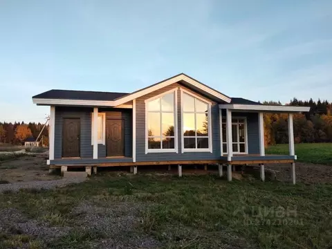 Дом в Ленинградская область, Тосненский район, Тельмановское с/пос, ...
