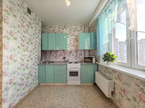 2-к кв. Пермский край, Березники Усольский-2 мкр, ул. Строителей, 10 ...