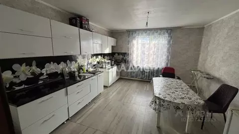 Дом в Бурятия, Улан-Удэ Южный мкр, ул. Сахалинская, 20А (317 м)