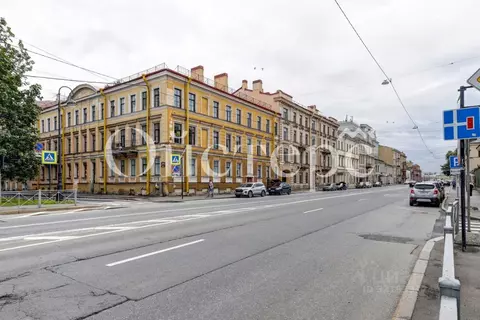 Студия Санкт-Петербург 8-я Васильевского острова линия, 19 (33.1 м)