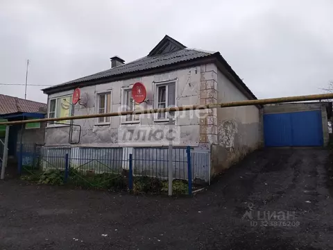 Дом в Курская область, Медвенский район, Паникинский сельсовет, с. ...