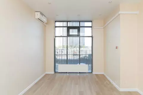 Помещение свободного назначения в Тюменская область, Тюмень ул. ...