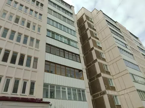 3-к кв. Кировская область, Киров просп. Строителей, 19к2 (81.6 м)