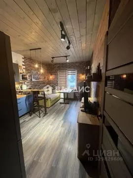 3-к кв. Ленинградская область, Гатчина Пушкинское ш., 13к1 (55.2 м)