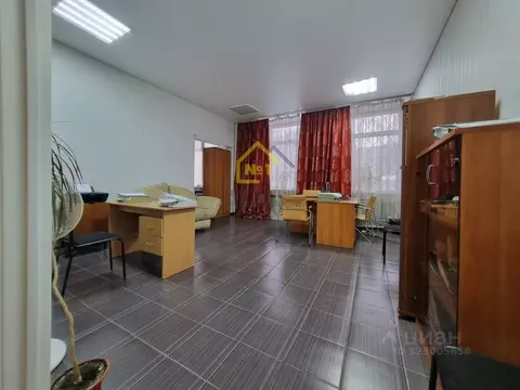 Помещение свободного назначения в Челябинская область, Челябинск ул. ...