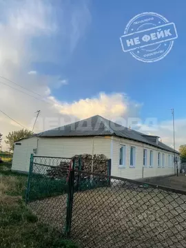 Дом в Ростовская область, Багаевский район, Красный хут. Юбилейная ул. ...