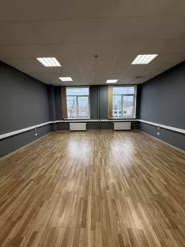 Офис в Санкт-Петербург Якорная ул., 7 (479 м)