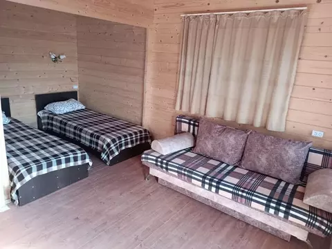 Дом в Крым, Черноморский район, Оленевское с/пос, с. Оленевка ул. ...