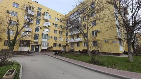 3-к кв. Крым, Симферополь городской округ, Комсомольское пгт ул. ...