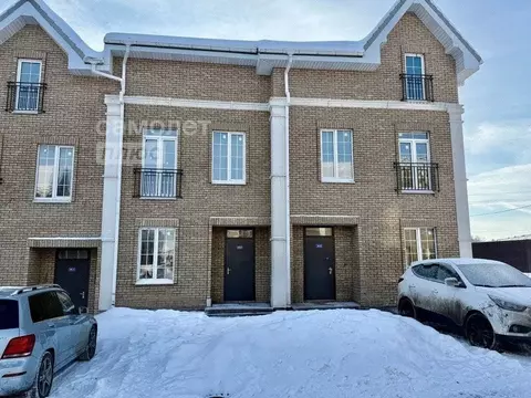 Таунхаус в Московская область, Подольск городской округ, д. Бережки ...