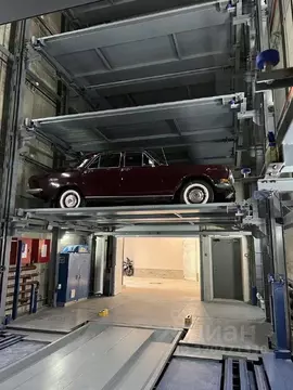 Гараж в Санкт-Петербург 15-я Васильевского острова линия, 84 (17 м)