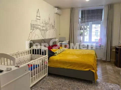 Продается 2-комнатная квартира