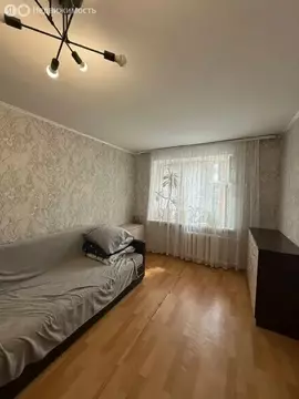 2-комнатная квартира: Октябрьский, 28-й микрорайон, 19 (49.5 м)