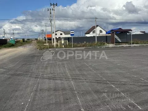 Участок в Тюменская область, Тюменский район, д. Малиновка ул. Степная ...