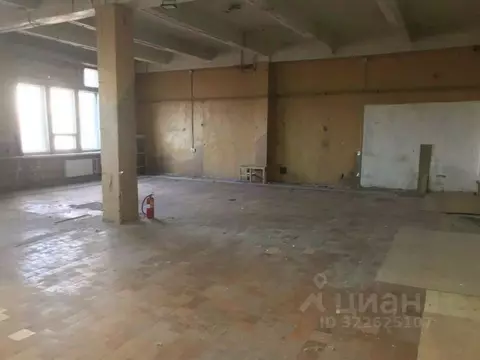 Склад в Санкт-Петербург Промышленная ул., 5 (327 м)