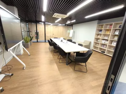 Офис в Санкт-Петербург Киевская ул., 5к3 (3106 м)