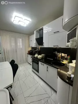 2-комнатная квартира: Омск, микрорайон Заозёрный, проспект Менделеева, ...