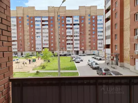 2-к кв. Самарская область, Самара пос. Мехзавод, 1-й кв-л, 33 (71.2 м)