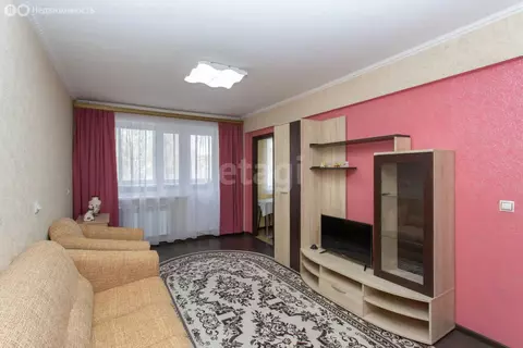 2-комнатная квартира: Тобольск, 4-й микрорайон, 9 (45.1 м)