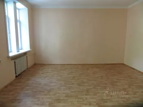 Офис в Астраханская область, Астрахань Бахтемирская ул., 5 (33 м)