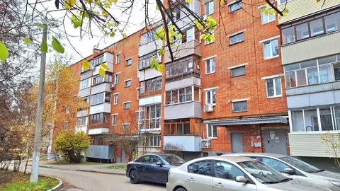 2-к кв. Тульская область, Тула ул. Льва Толстого, 146 (57.6 м)