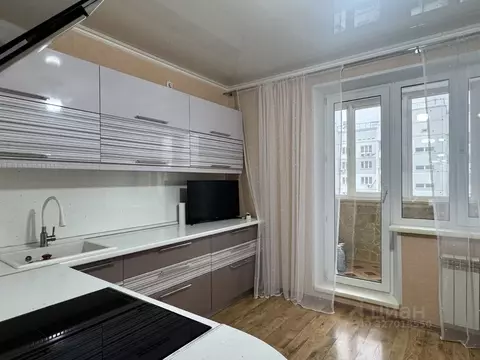 2-к кв. Челябинская область, Челябинск ул. Хариса Юсупова, 56 (65.0 м)