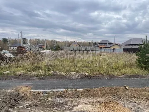 Участок в Тюменская область, Тюменский муниципальный округ, д. Ушакова ...