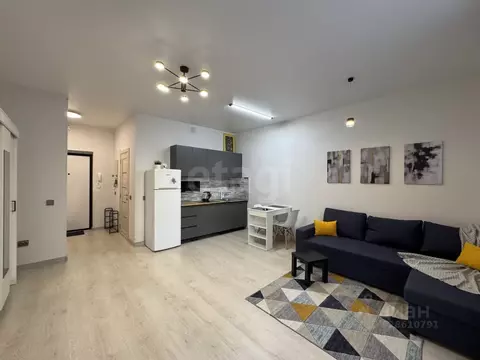 Студия Тюменская область, Тюмень ул. Братьев Бондаревых, 5 (33.0 м)