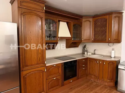 2-к кв. Новосибирская область, Новосибирск ул. Фадеева, 66/5 (73.9 м)