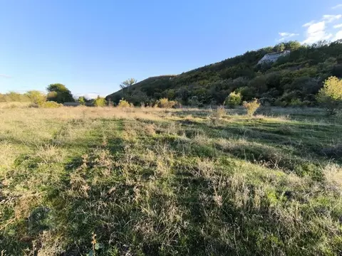 Участок в Крым, Бахчисарайский район, Почтовское с/пос, с. Малиновка  ...