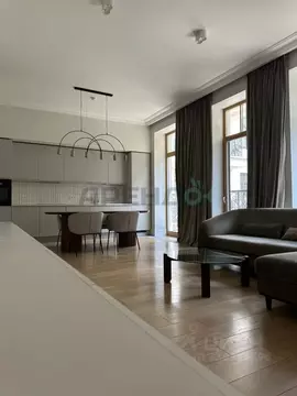 2-к кв. Москва Покровский бул., 5 (80.0 м)