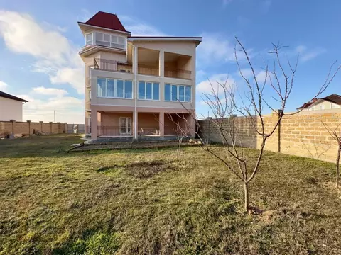Дом в Крым, Евпатория городской округ, Заозерное пгт ул. Аллея Дружбы, ...