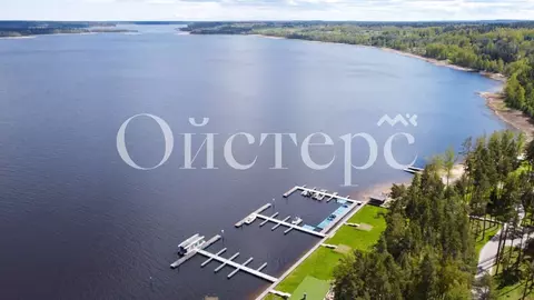 Коттедж в Ленинградская область, Приозерский район, Петровское с/пос, ...