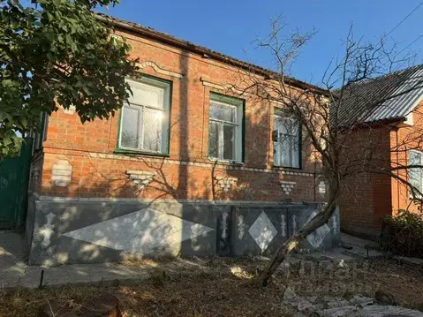 Дом в Ростовская область, Неклиновский район, с. Покровское ул. ...