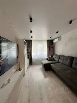 3-к кв. Кемеровская область, Новокузнецк просп. Дружбы, 56 (59.7 м)