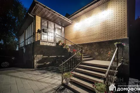 Дом в Омская область, Омск ул. 12-я Любинская, 32А (180 м)