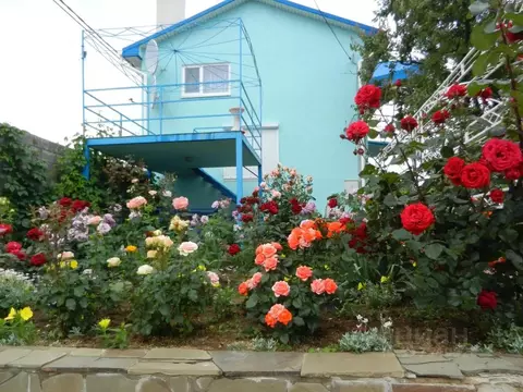 Дом в Севастополь ул. Рейдовая, 40 (100 м)