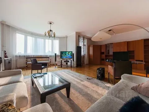 2-к кв. Москва Новочеремушкинская ул., 71/32 (144.0 м)