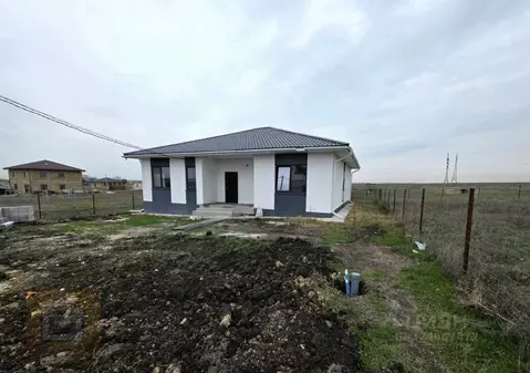 Дом в Крым, Симферопольский район, с. Мирное ул. Руслана Казакова, 42 ...