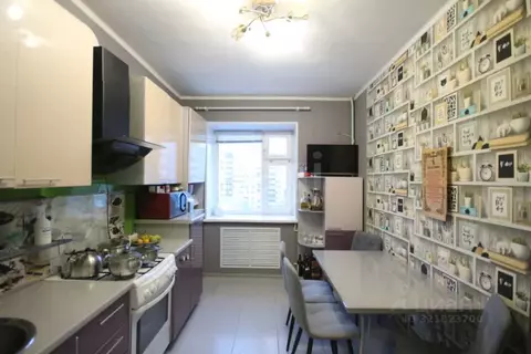 3-к кв. Ямало-Ненецкий АО, Новый Уренгой Советский мкр, 1/2 (70.2 м)