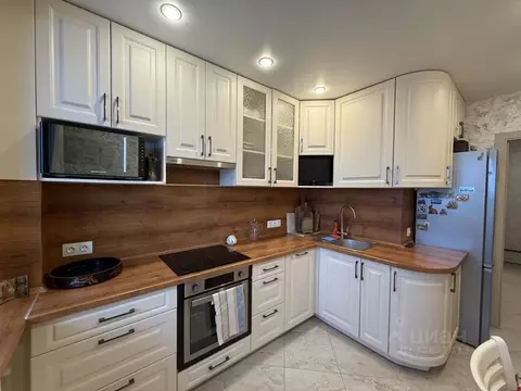 2-к кв. Санкт-Петербург пос. Парголово, ул. Тихоокеанская, 1к2 (55.0 ...